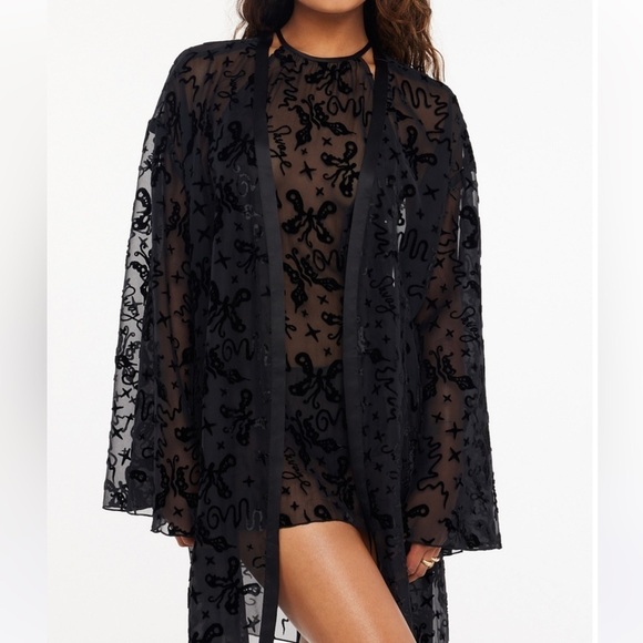 NWF Savage x Fenty Devoré Dreams Velvet Short Robe XS/S - Picture 1 of 10